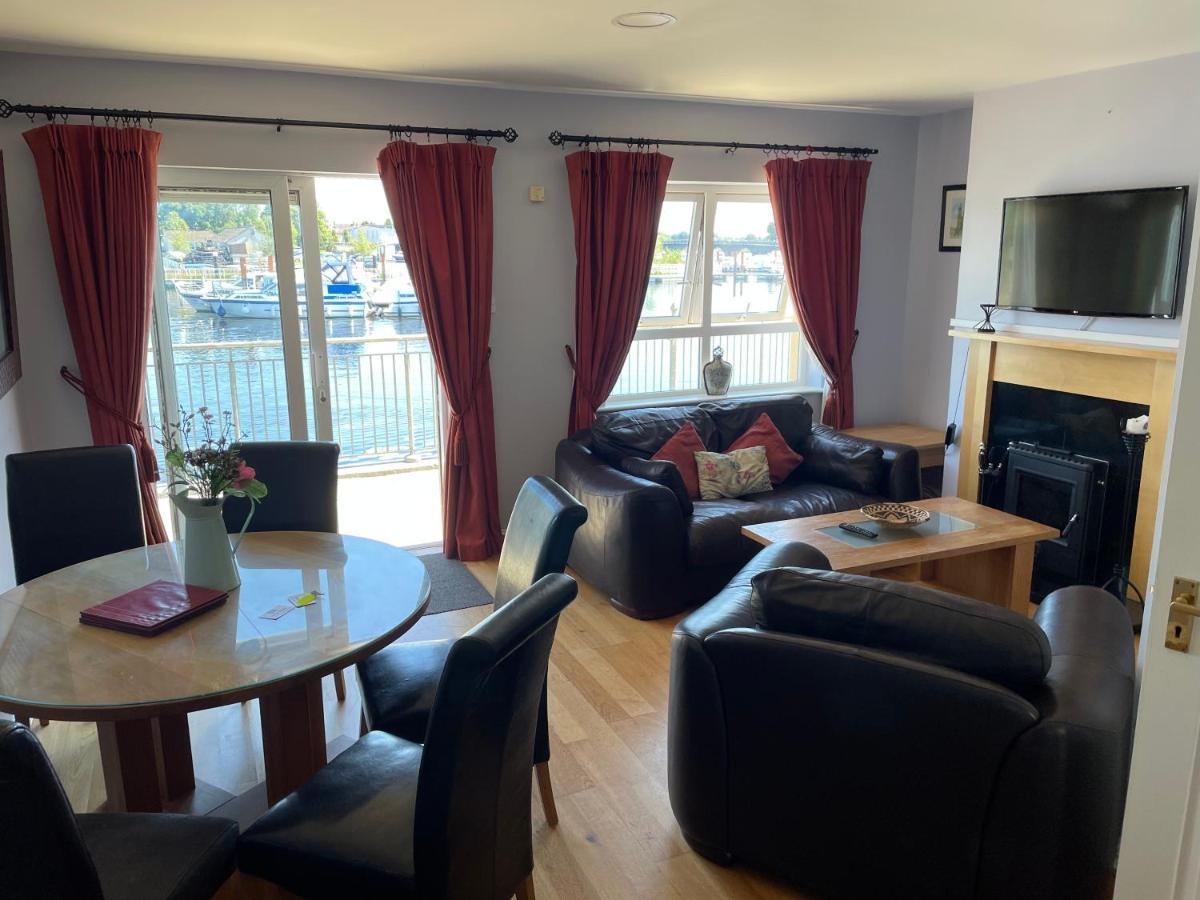Five Bedroom Waterfront House Carrick on Shannon Exterior foto